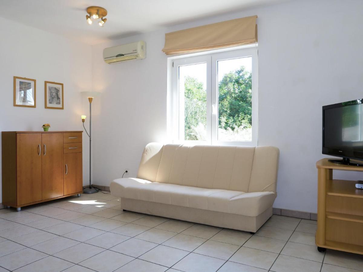 Apartment Andrea - Rab102 By Interhome Barbat na Rabu Екстериор снимка