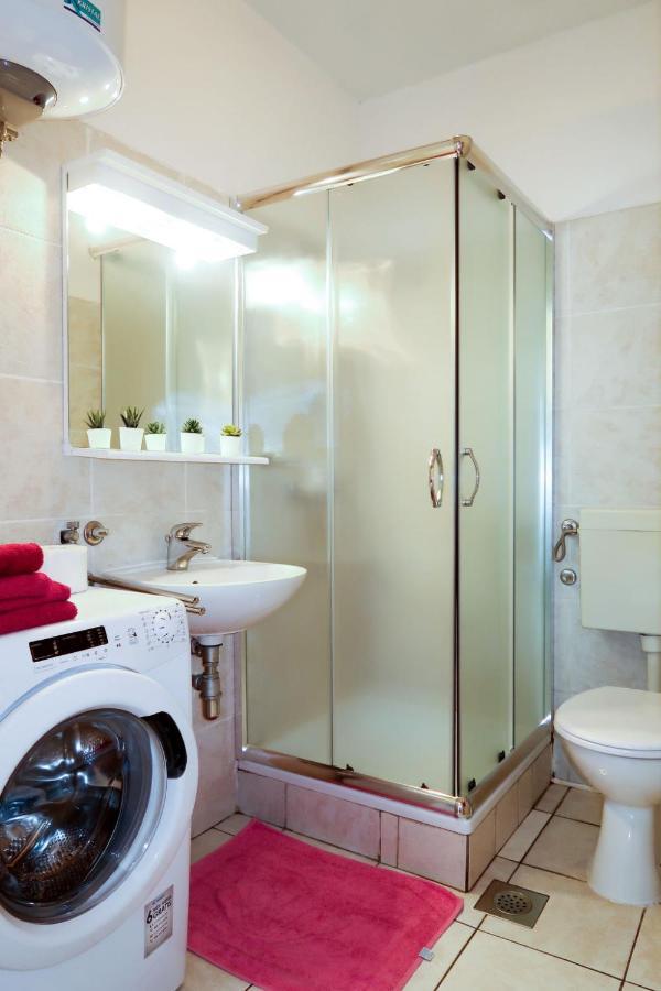 Apartment Andrea - Rab102 By Interhome Barbat na Rabu Екстериор снимка