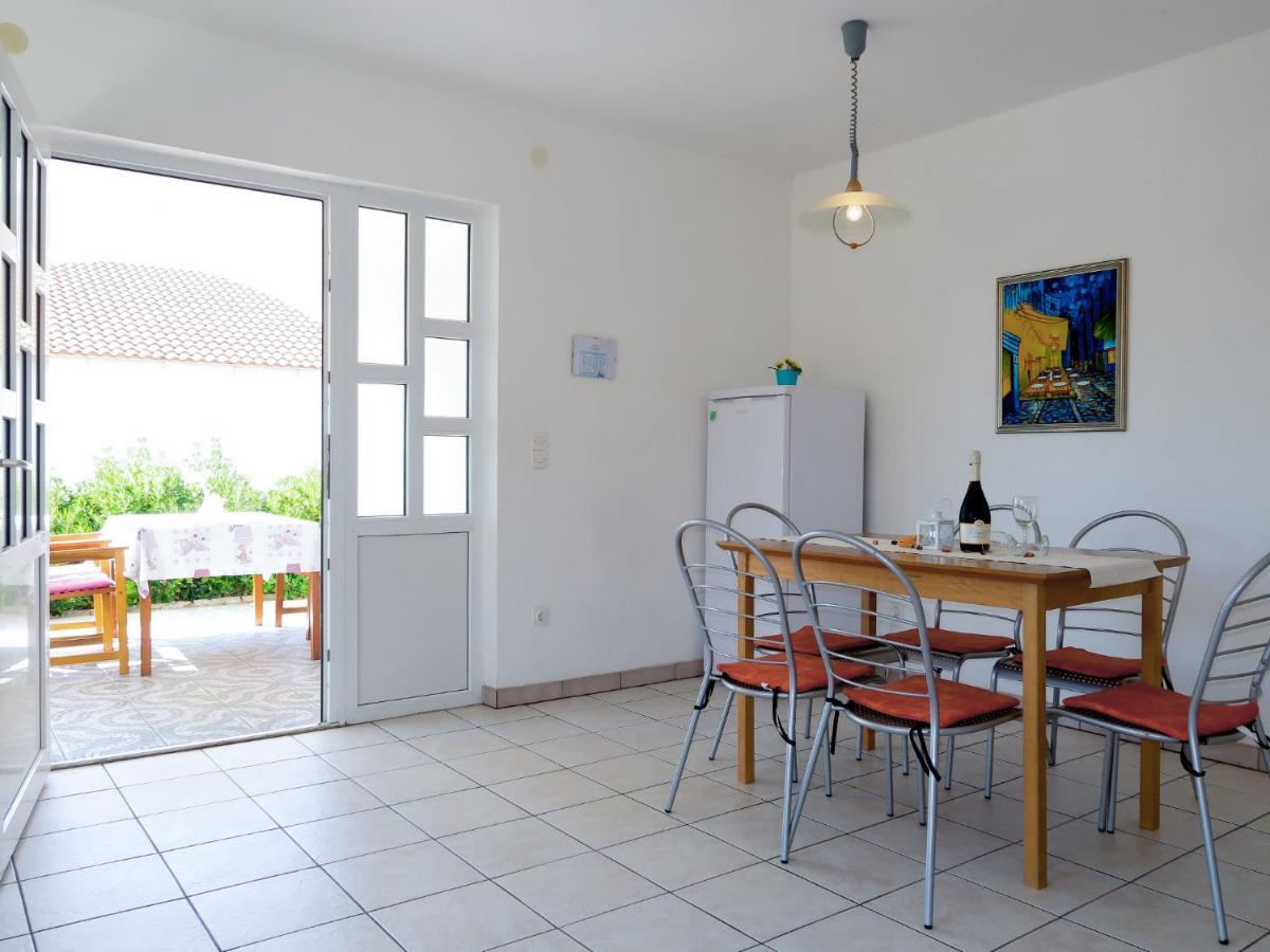 Apartment Andrea - Rab102 By Interhome Barbat na Rabu Екстериор снимка